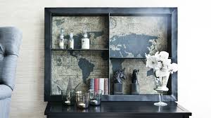 Revamp a piece of furniture with wallpaper! here are 20 ideas... Rivestire un armadio con carta da parati