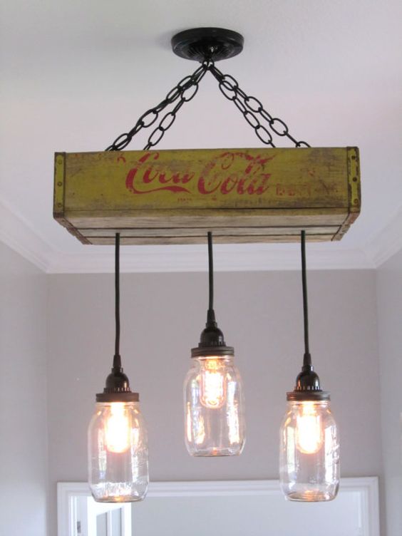 Risultati immagini per lampadario con cassette frutta