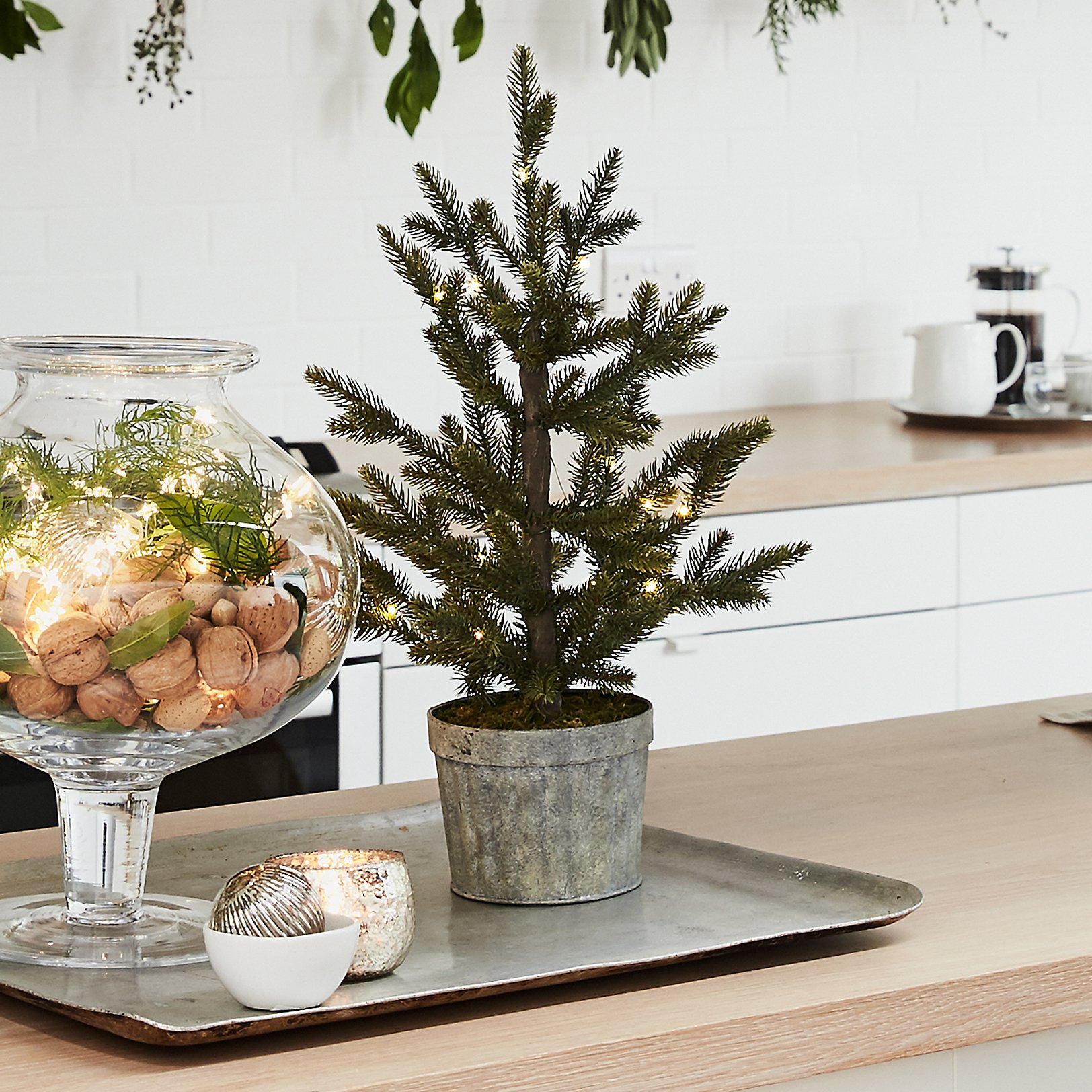 Un sapin de Noel esprit Scandinave! 15 exemples à suivre... Un sapin de Noel esprit Scandinave! 15 exemples à suivre...