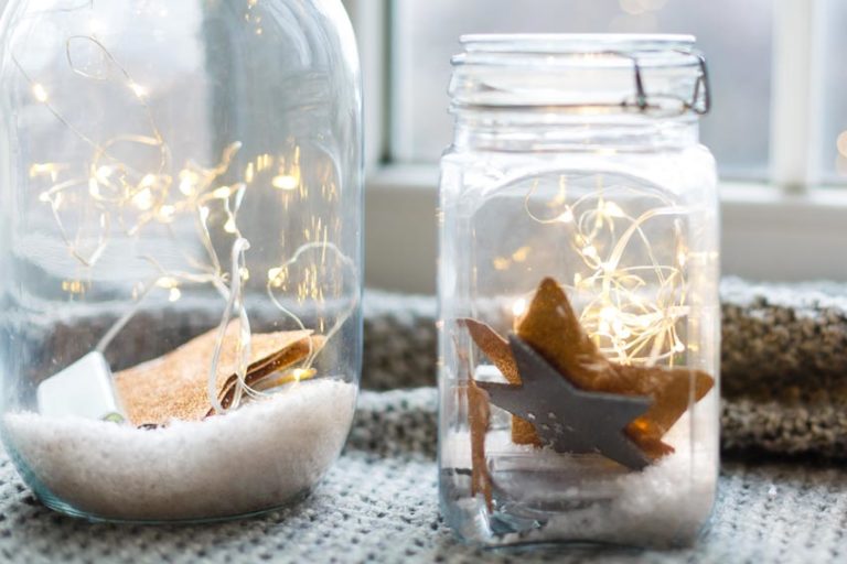 15 idées pour décorer avec des pots en verre à Noël
