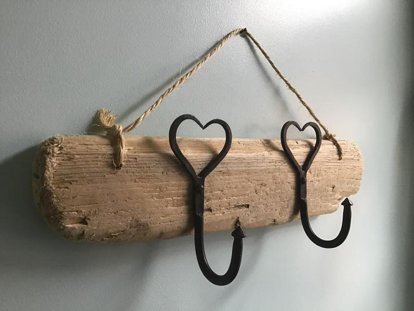 porte-manteau DIY en bois recyclé