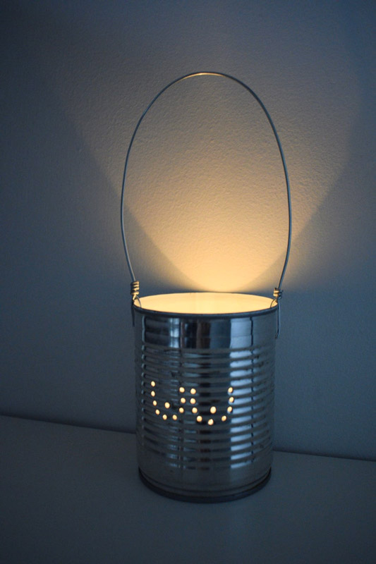 lampe DIY avec boîte de conserve