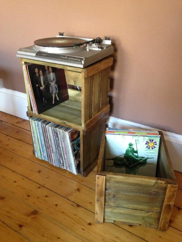 meule DIY avec caisse en bois avec vieille platine vinyle