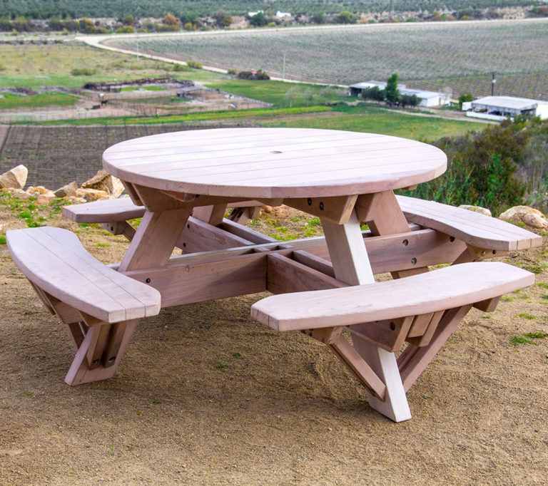 Tables de jardin en bois 8 inspirations DIY rustiques pour meubler