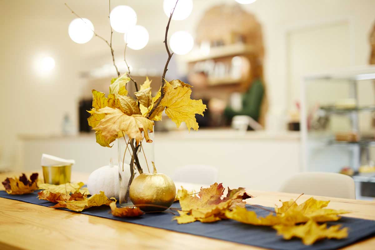 créer un élégant centre de table pour l'automne