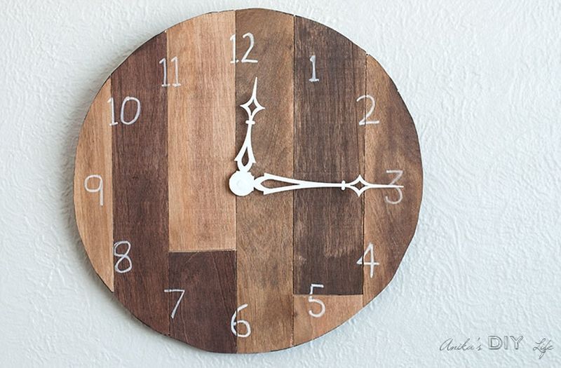 horloge murale - Projets de bricolage avec du bois de récupération