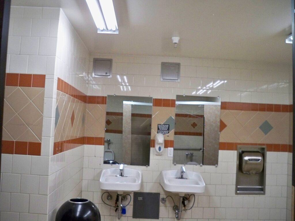 Décorer la salle de bains avec des mosaïques - Bathroom