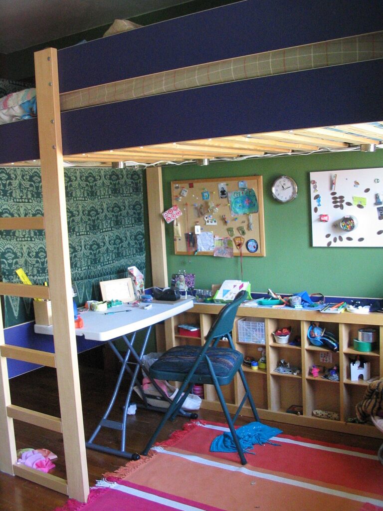 Comment décorer le mur au-dessus de son lit! Voici 20 idées… Inspirez-vous!!!