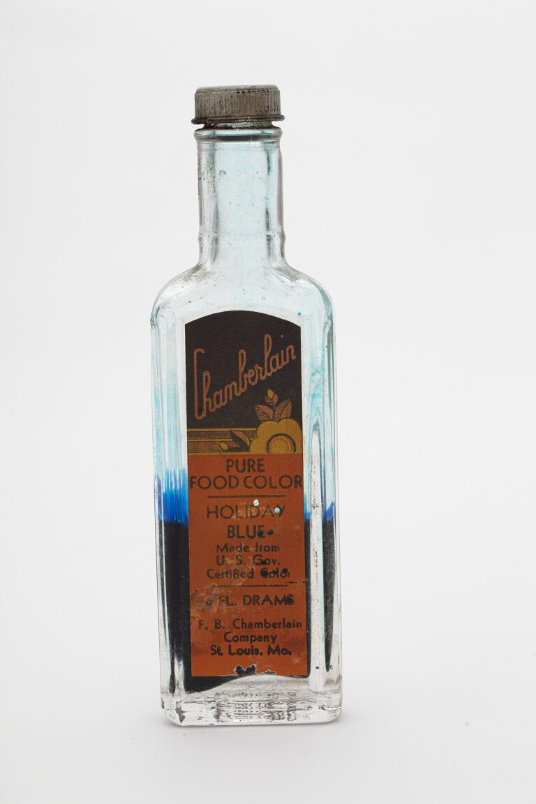 Récupérer les bouteilles de Jack Daniels pour une déco originale! 20 idées…