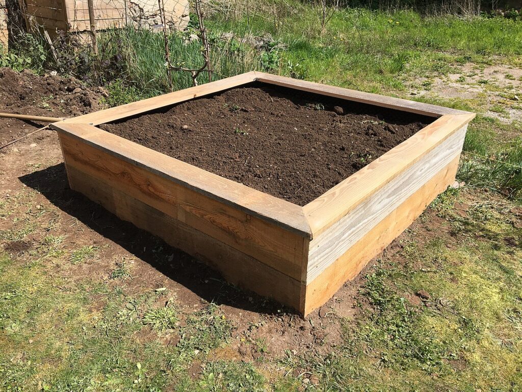 Superbes déco jardin avec des parpaings! 20 idées pour vous inspirer… - Carré potager surélevé