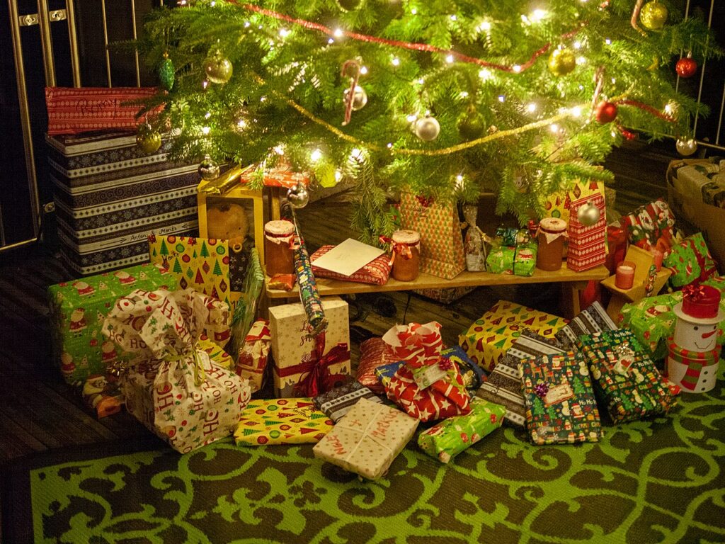 Deco de noel suspendue pour sublimer votre intérieur! 15 idées inspirantes… - Christmas tree