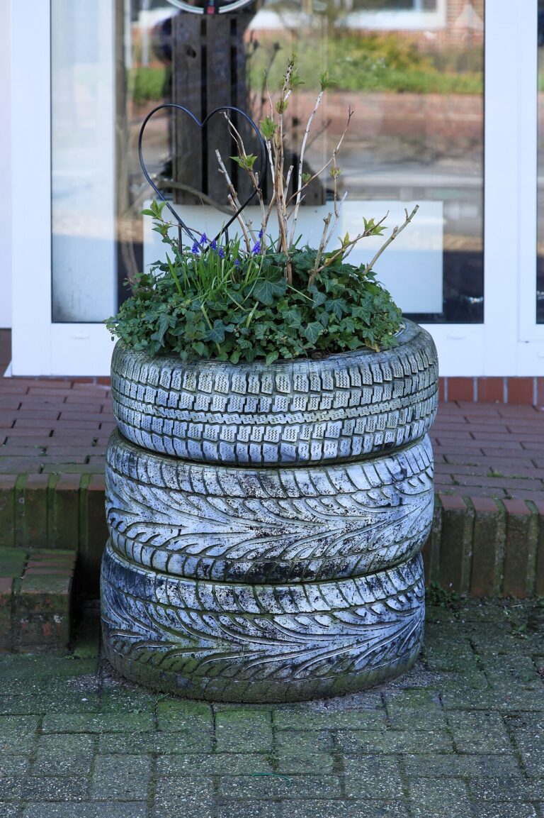 Jardinières en pneus recyclés! Voici 20 idées créatives…