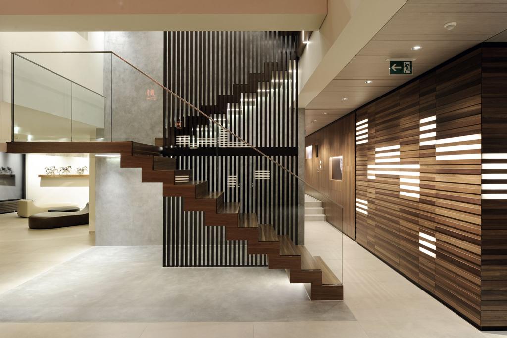 Relooker un vieux meuble style Shabby Chic! Vidéo + 20 exemples inspirants… - Lobby d’accueil de la Fédération Équestre Internationale réalisé par Sia