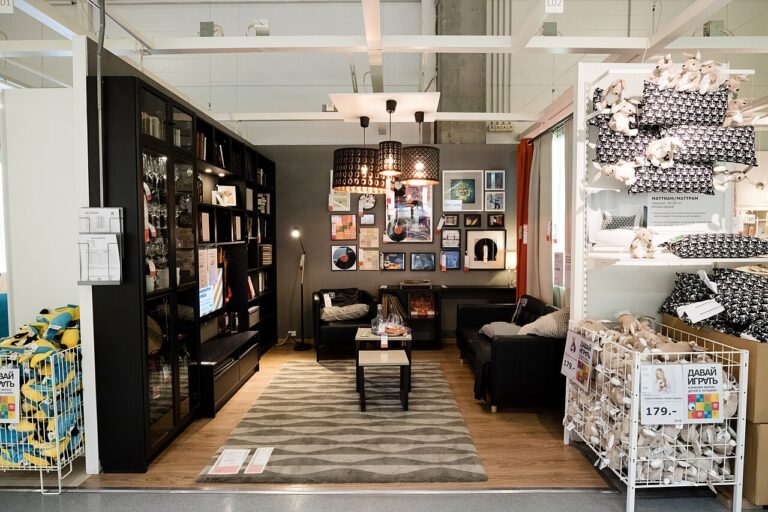 Voici 30 idées pour utiliser les étagères IKEA de manière originale! Laissez-vous inspirer…