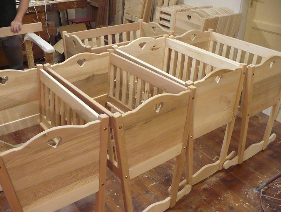 Utiliser des palettes pour décorer le jardin - Traveling cradles