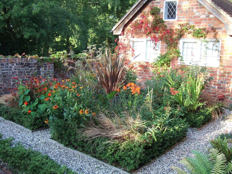 7 inspirations pour un éclairage solaire design dans le jardin : inspirez-vous